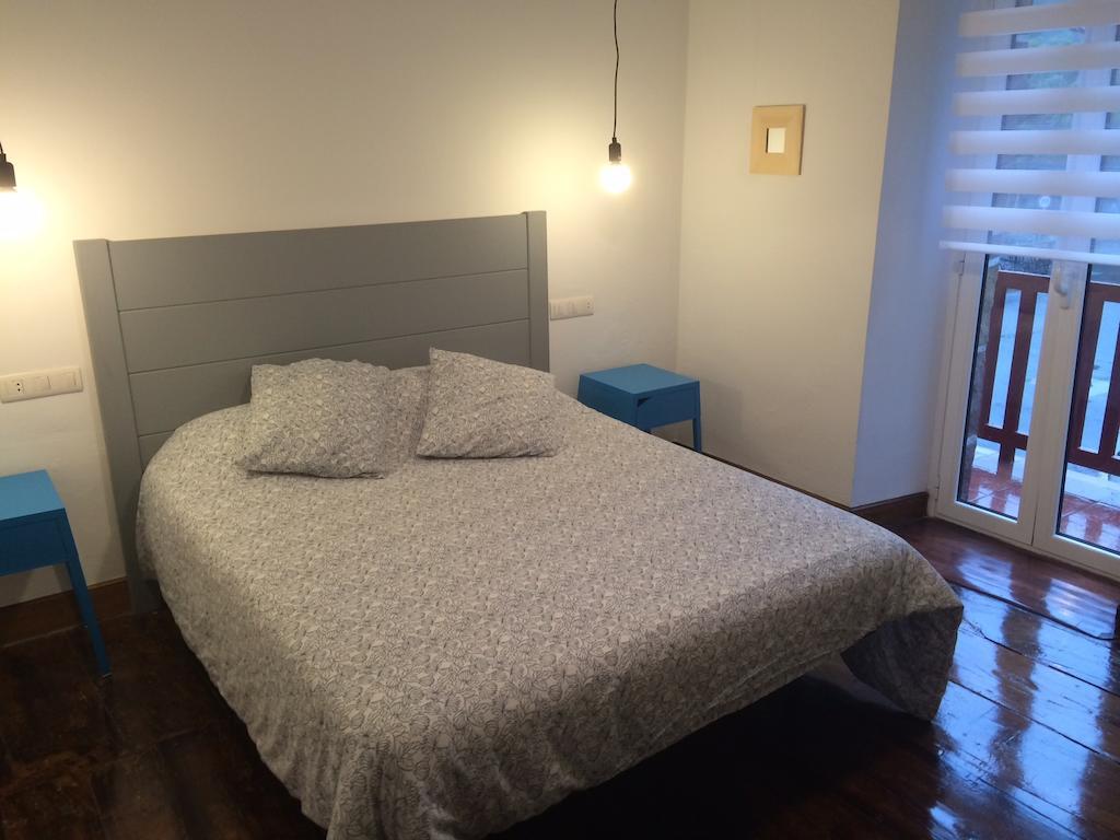 Hostal Auzoa Bera  Εξωτερικό φωτογραφία