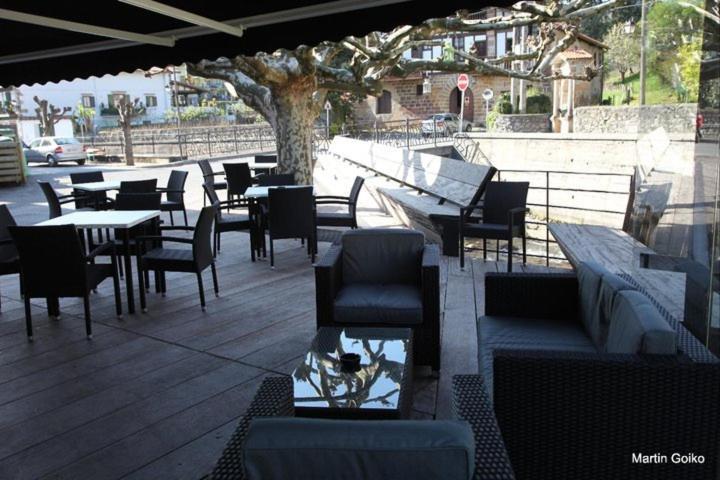 Hostal Auzoa Bera  Εξωτερικό φωτογραφία